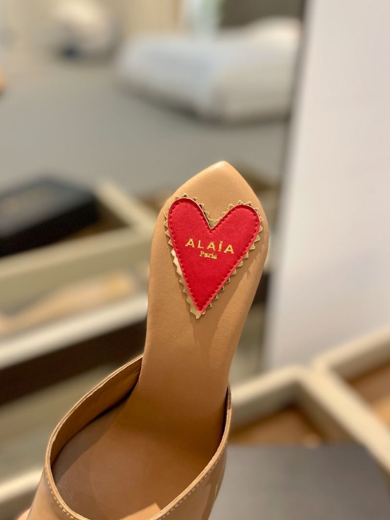 Alaia Sandals